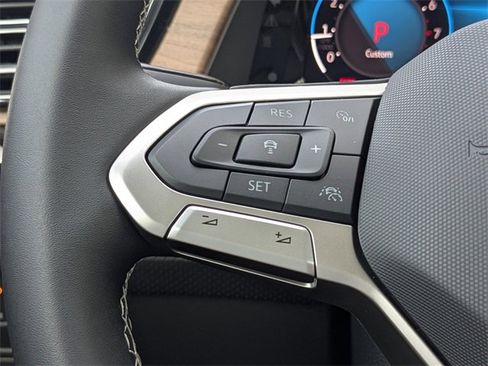 New 2026 Volkswagen Atlas SE image 29