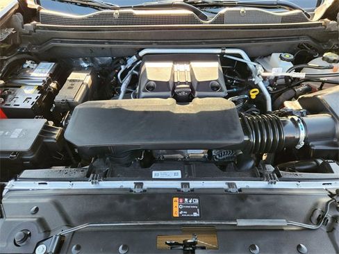 Used 2025 Chevrolet Colorado Z71 image 31