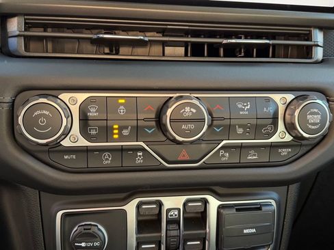 New 2026 Jeep Wrangler Rubicon image 20