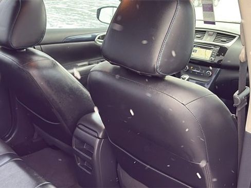 Used 2017 Nissan Sentra SR Turbo w/ SR Turbo Premium Package image 27