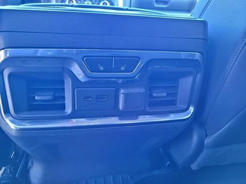 Used 2021 GMC Sierra 1500 SLT w/ SLT Premium Plus Package AWD/4WD image 16