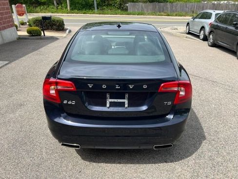 Used 2016 Volvo S60 T5 Premier image 4