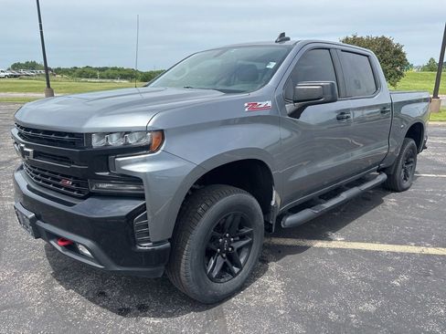 Used 2019 Chevrolet Silverado 1500 LT Trail Boss w/ Convenience Package AWD/4WD image 1