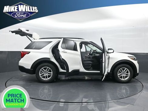 New 2026 Ford Explorer Active image 50