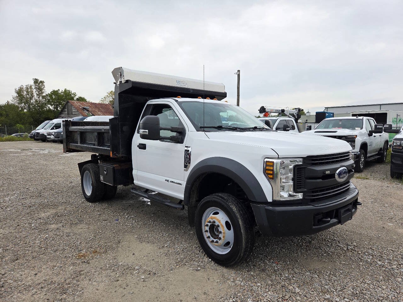 Used 2019 Ford F550 4x4 Regular Cab Super Duty image 3