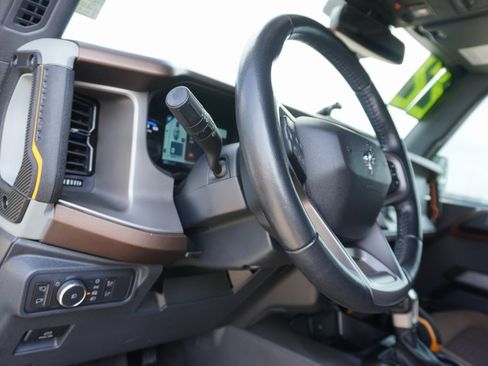 Used 2022 Ford Bronco Outer Banks image 12