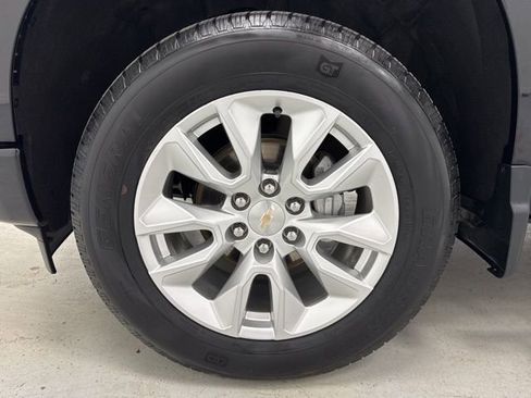 Used 2024 Chevrolet Silverado 1500 Custom image 38