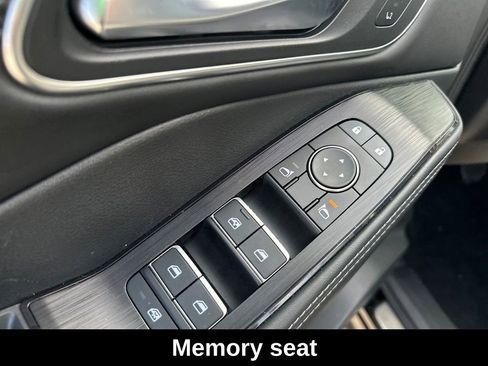 Used 2023 Nissan Rogue Platinum w/ Platinum Premium Package image 15