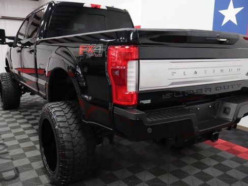 Used 2017 Ford F350 Platinum w/ Platinum Ultimate Package AWD/4WD image 11