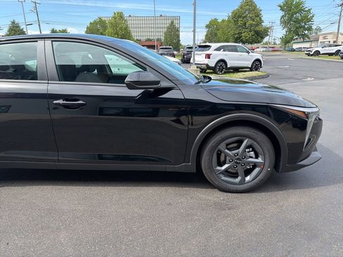 New 2026 Kia K4 FWD image 6