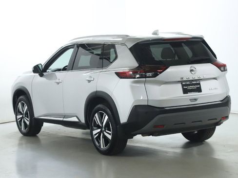 Certified 2021 Nissan Rogue SL w/ Premium Package image 44