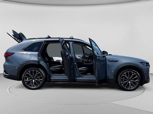 Certified 2025 MAZDA CX-70 Plug-In Hybrid w/ Premium Pkg AWD/4WD image 30