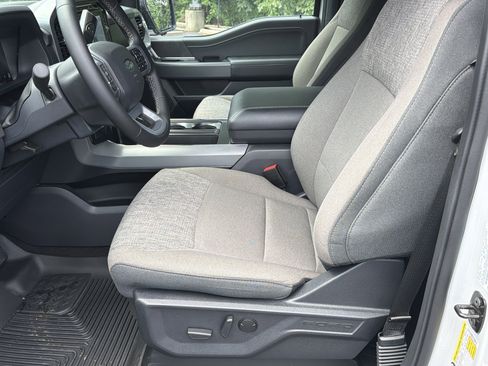 Used 2024 Ford F150 XLT w/ Equipment Group 302A MID RWD image 9