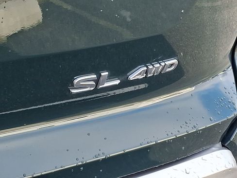 Used 2025 Nissan Pathfinder SL AWD/4WD image 33
