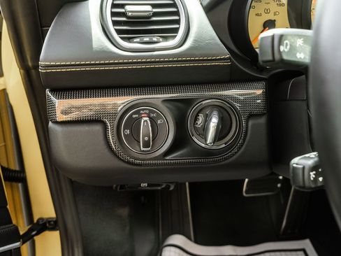 Used 2023 Porsche 718 Boxster S image 17