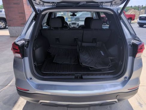 Used 2024 Chevrolet Equinox LT w/ LPO, Floor Liner Package FWD image 21