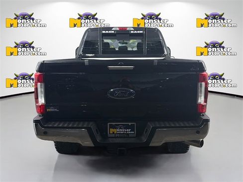 Used 2019 Ford F250 XLT w/ XLT Premium Package image 6