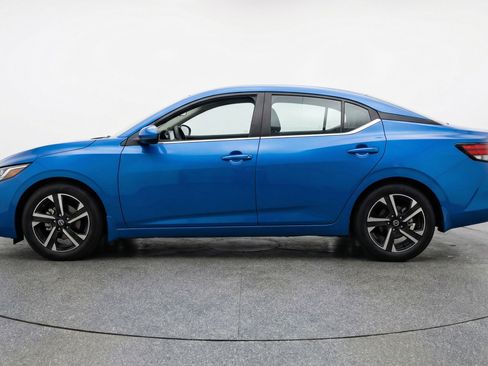 Used 2025 Nissan Sentra SV FWD image 5