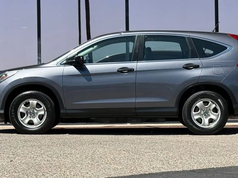 Used 2016 Honda CR-V LX image 5