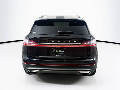 Used 2022 Lincoln Nautilus Reserve w/ Equipment Group 201A image 7