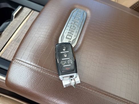 Used 2019 RAM 1500 Limited image 28