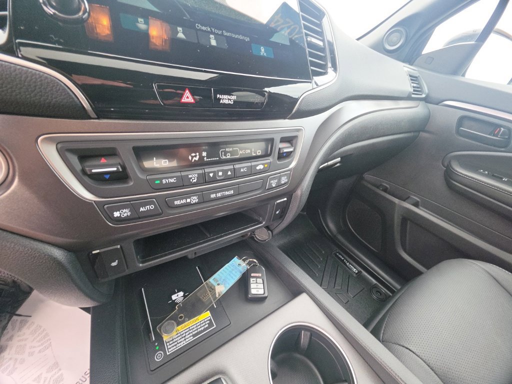 Certified 2024 Honda Passport EX-L image 23