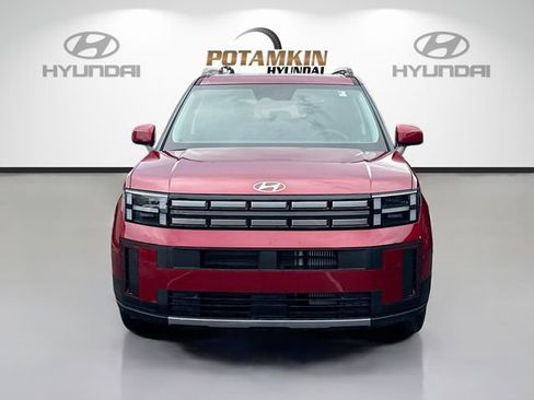 Used 2026 Hyundai Santa Fe SEL FWD image 2