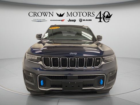 Used 2023 Jeep Grand Cherokee Overland w/ Advanced Protech Group III AWD/4WD image 10