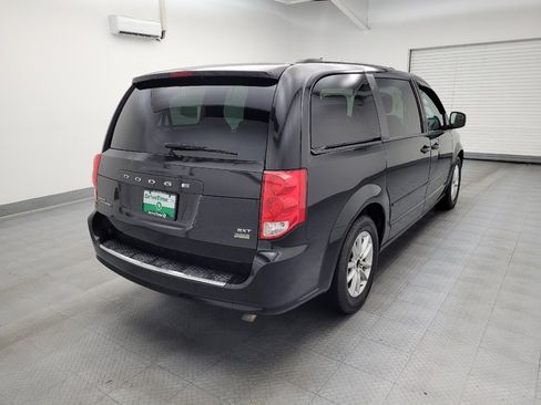 Used 2015 Dodge Grand Caravan SXT FWD image 9