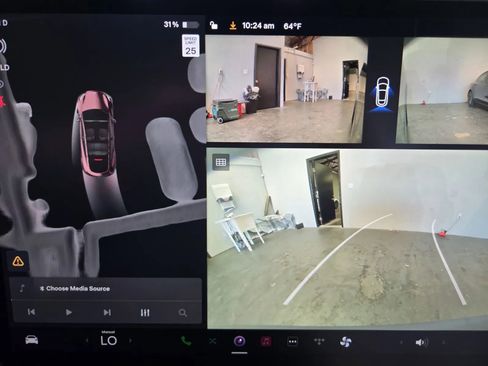 Used 2024 Tesla Model Y Performance AWD/4WD image 18