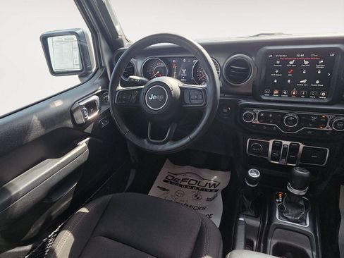 Used 2023 Jeep Wrangler Unlimited Sport AWD/4WD image 11