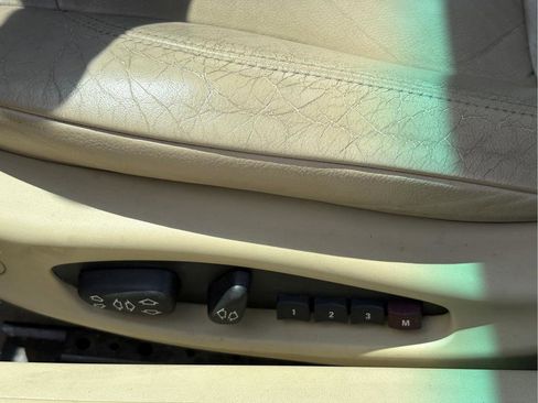 Used 2003 BMW Z4 3.0i RWD image 17