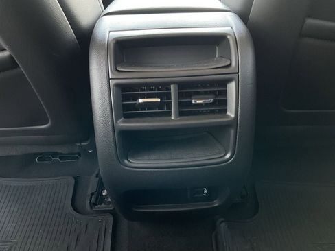 Used 2019 Cadillac XT5 Luxury FWD image 26