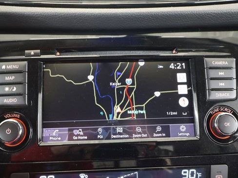 Used 2020 Nissan Rogue SL w/ Premium Package image 24