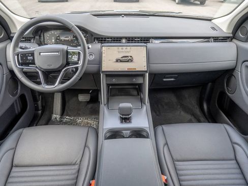 New 2025 Land Rover Discovery Sport S image 17