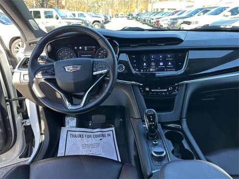 Used 2020 Cadillac XT6 Premium Luxury image 20