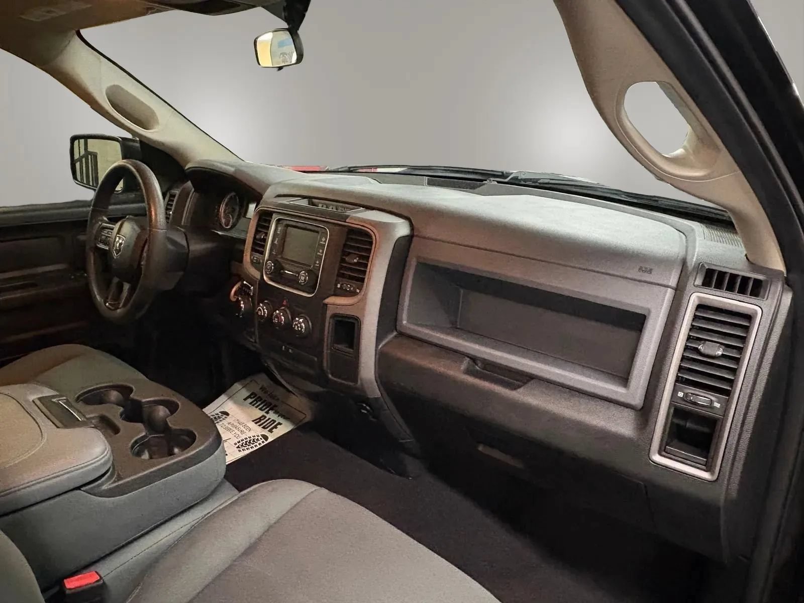 Used 2018 RAM 1500 Express w/ Black Ram 1500 Express Group AWD/4WD image 18