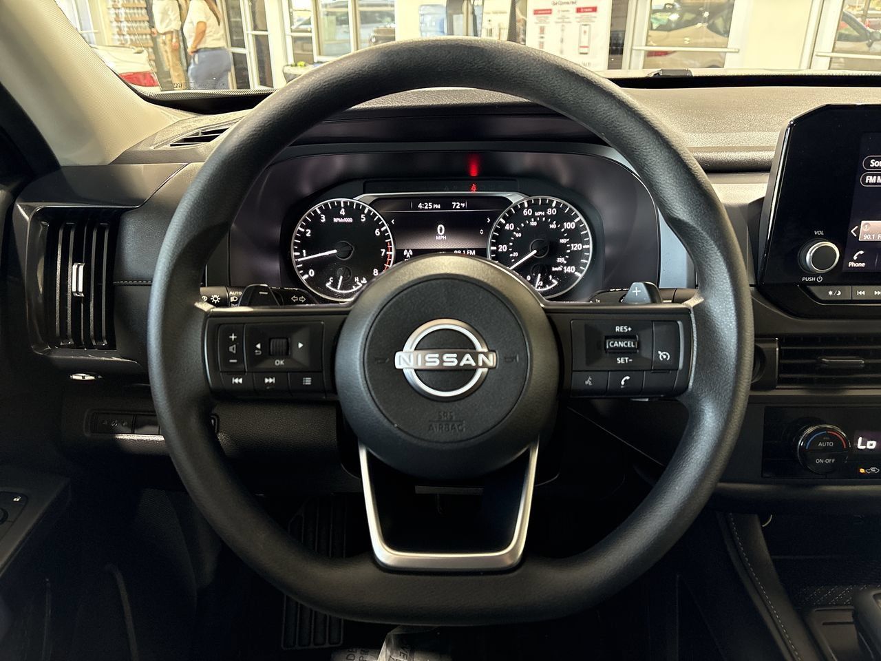 Used 2025 Nissan Pathfinder S FWD image 14