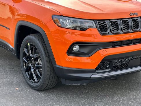 New 2026 Jeep Compass Latitude image 11
