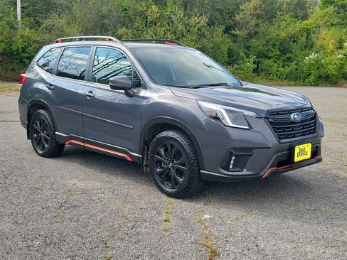 Used 2024 Subaru Forester Sport AWD/4WD image 3