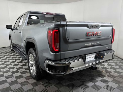 Used 2022 GMC Sierra 1500 SLT w/ SLT Premium Package image 4