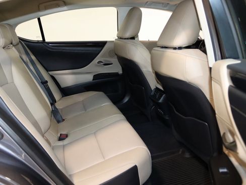 Used 2021 Lexus ES 250 w/ Premium Package image 60