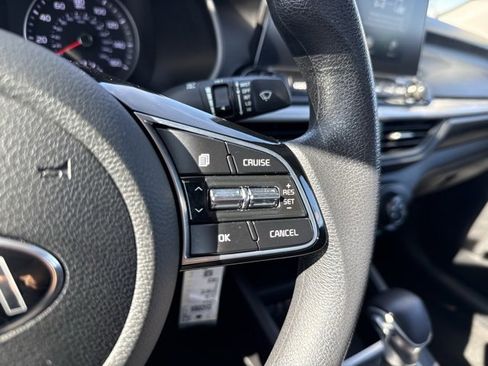 Used 2021 Kia Forte LXS image 25