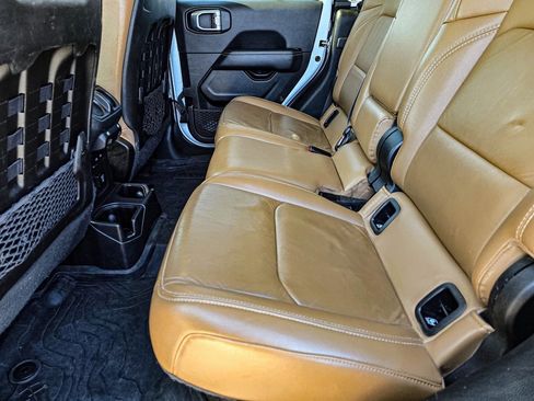 Used 2022 Jeep Gladiator Rubicon w/ LED Lighting Group image 36