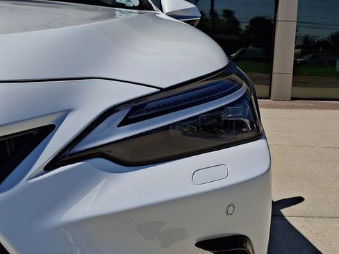 Certified 2025 Lexus NX 450h+ AWD w/ Towing Package (2000 Lbs) image 9