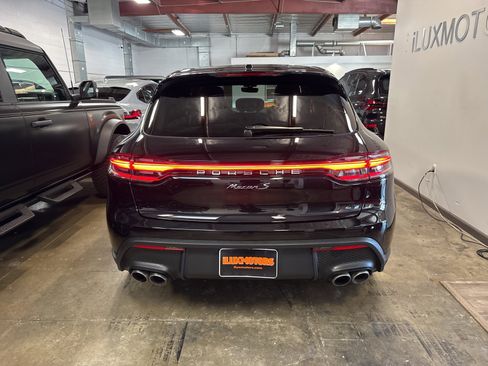 Used 2024 Porsche Macan S image 21
