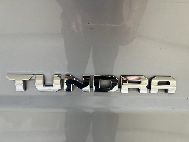 Used 2024 Toyota Tundra Limited w/ Power Package AWD/4WD image 27