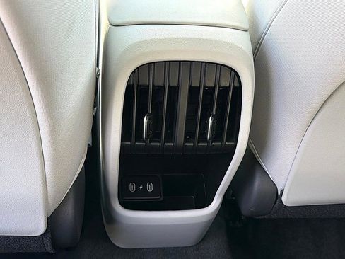 Certified 2025 Hyundai Kona SEL image 7