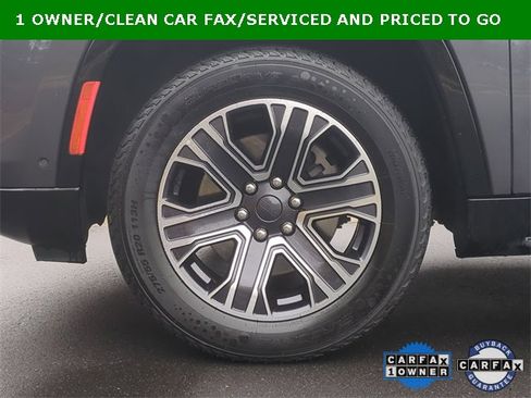 Used 2023 Jeep Wagoneer L Series II image 21