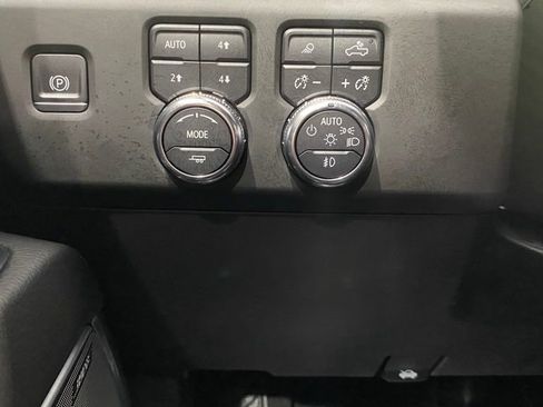 Used 2024 GMC Sierra 1500 Denali image 28